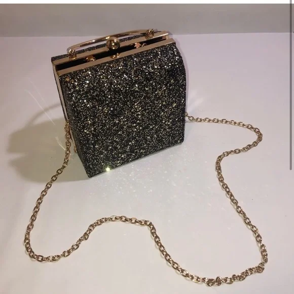 Gianni Bini Hard Case Purse - Picture 2 of 4